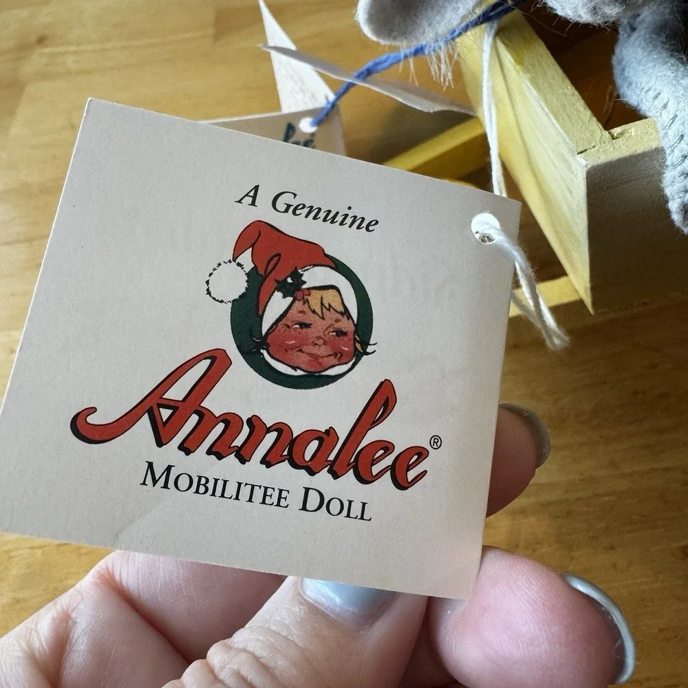 ANNALEE‎ 7